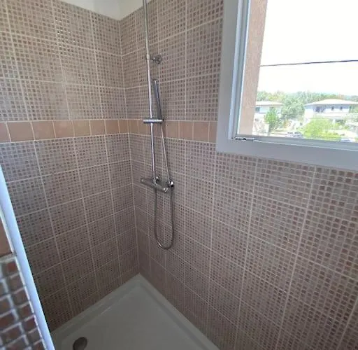 Maison Jasmin Vecchio 度假居 维琪奥港